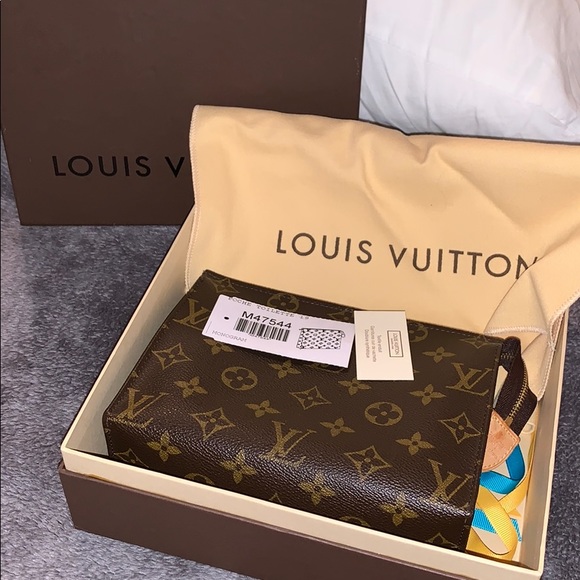Louis Vuitton | Bags | Louis Vuitton Poche Toilette 9 Monogram | Poshmark
